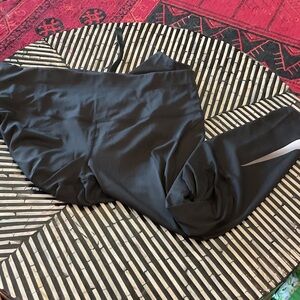Nike Women's Black Leggings with Silver Accent NWT